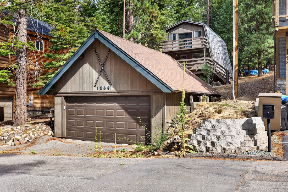 House in South Lake Tahoe, California, United States 1 - 18967724