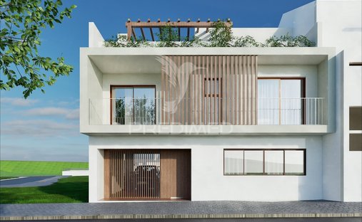 House in Sines, Setubal, Portugal 1