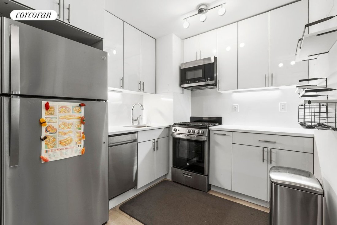 Co Op in New York, New York, United States 2 - 18978047