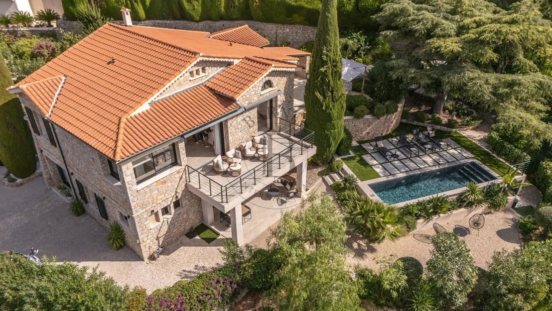 House in Mougins, Provence-Alpes-Côte d'Azur, France 3 - 18979500