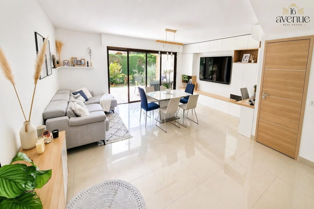 House in Saint Nicolas, Cannes, France 2 - 18973045