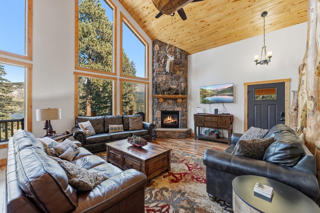 Breckenridge, Colorado, United States 5 - 18974396