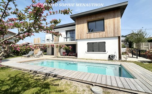 Villa in Biarritz, Nouvelle-Aquitaine, France 1