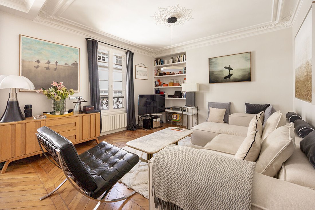 Apartment in Lorette-Martyrs, Paris 9e Arrondissement, Paris 3 - 18976674
