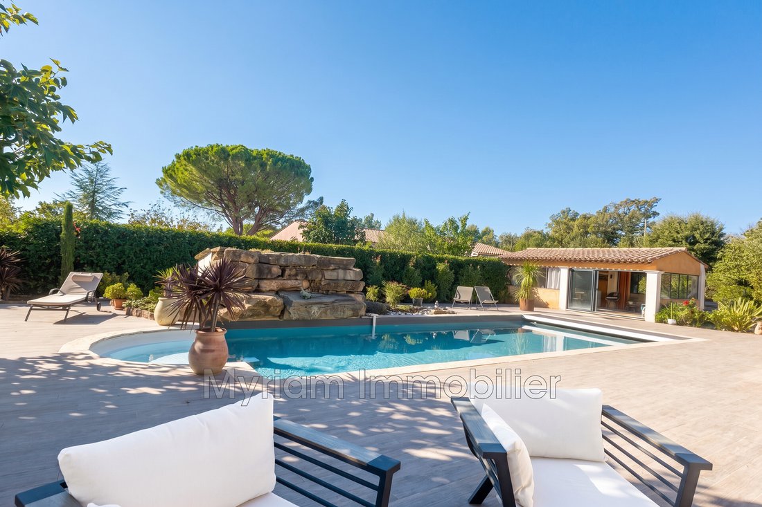 Villa in Saint-Cézaire-sur-Siagne, Provence-Alpes-Côte d'Azur, France 2 - 18974233