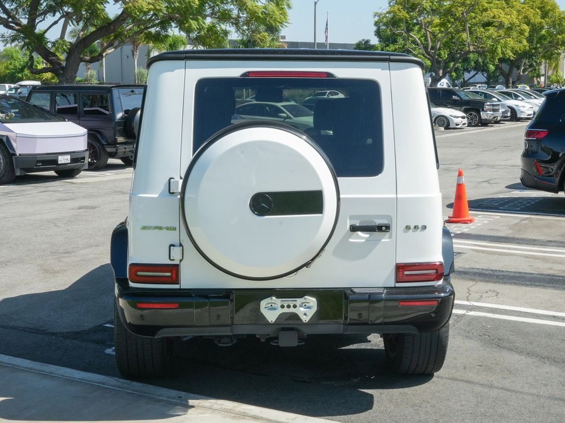 Suv in Costa Mesa, CA, United States 4 - 18944438