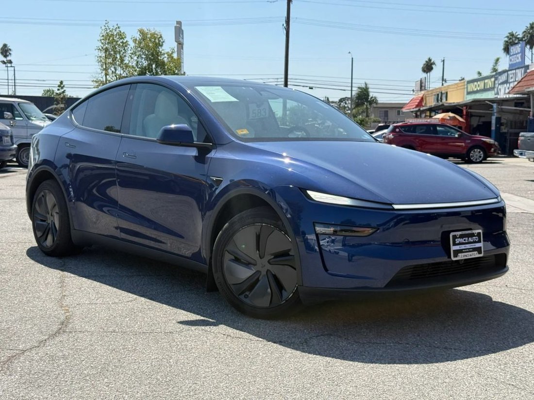 Suv in Azusa, CA, United States 2 - 18972139