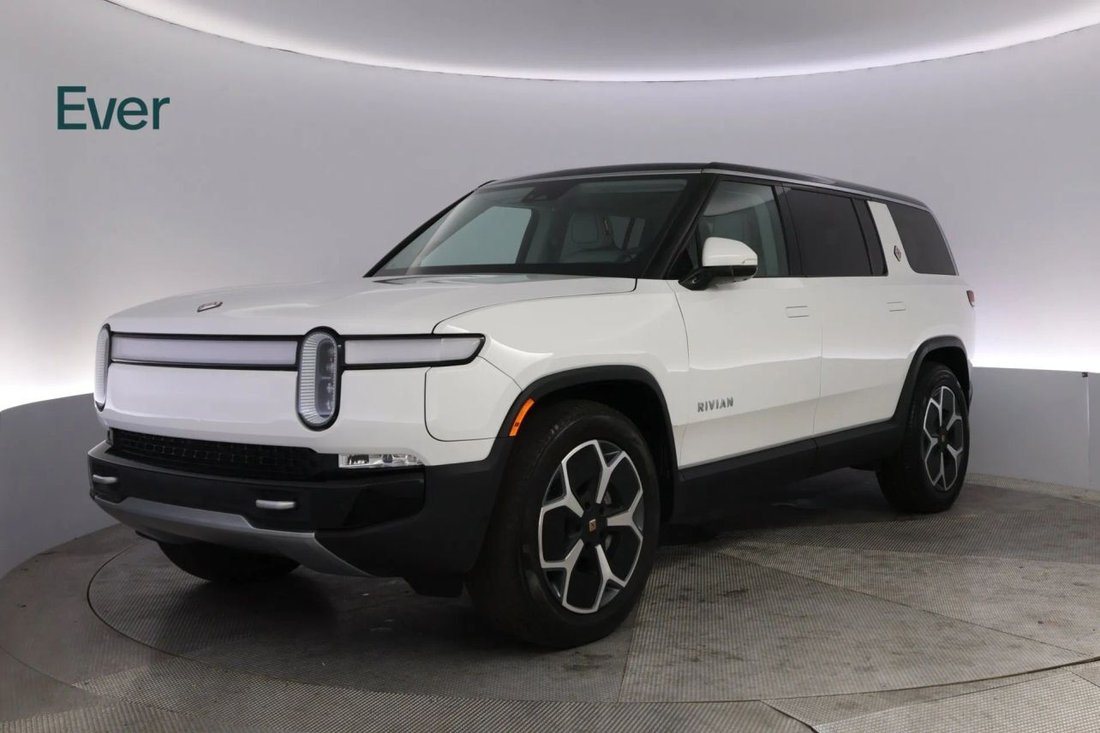 Suv in San Francisco, CA, United States 2 - 18444630
