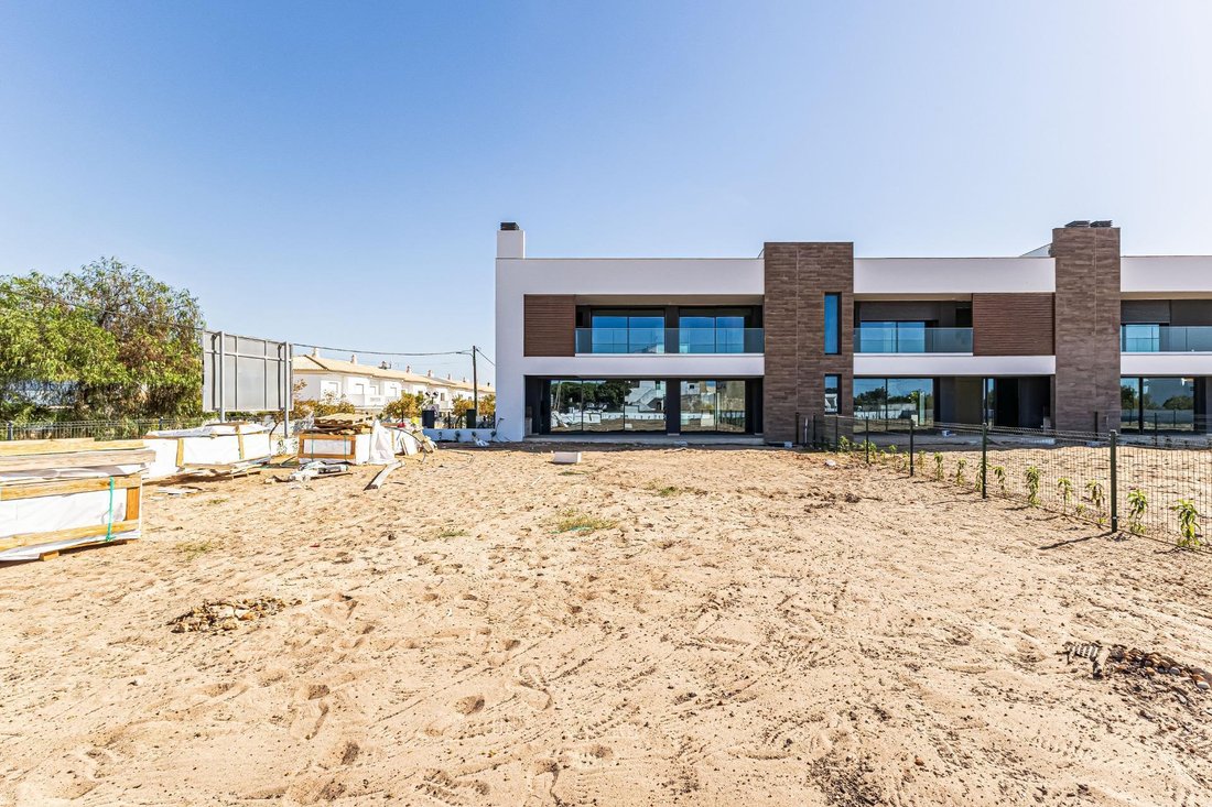 House in Olhos de Agua, Algarve, Portugal 2 - 18974134