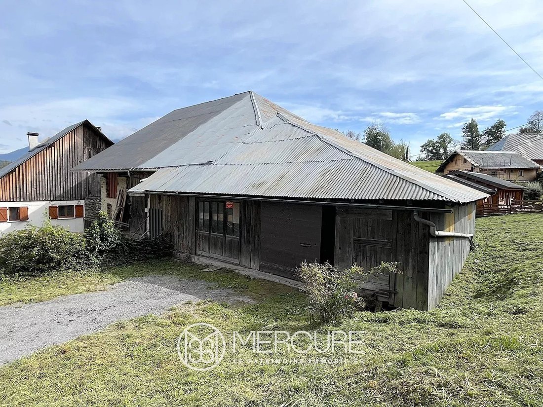 Estate in Allondaz, Auvergne-Rhône-Alpes, France 2 - 18965697