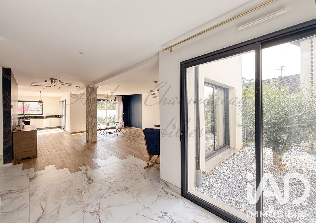 House in Saclay, Ile-de-France, France 3 - 18979992