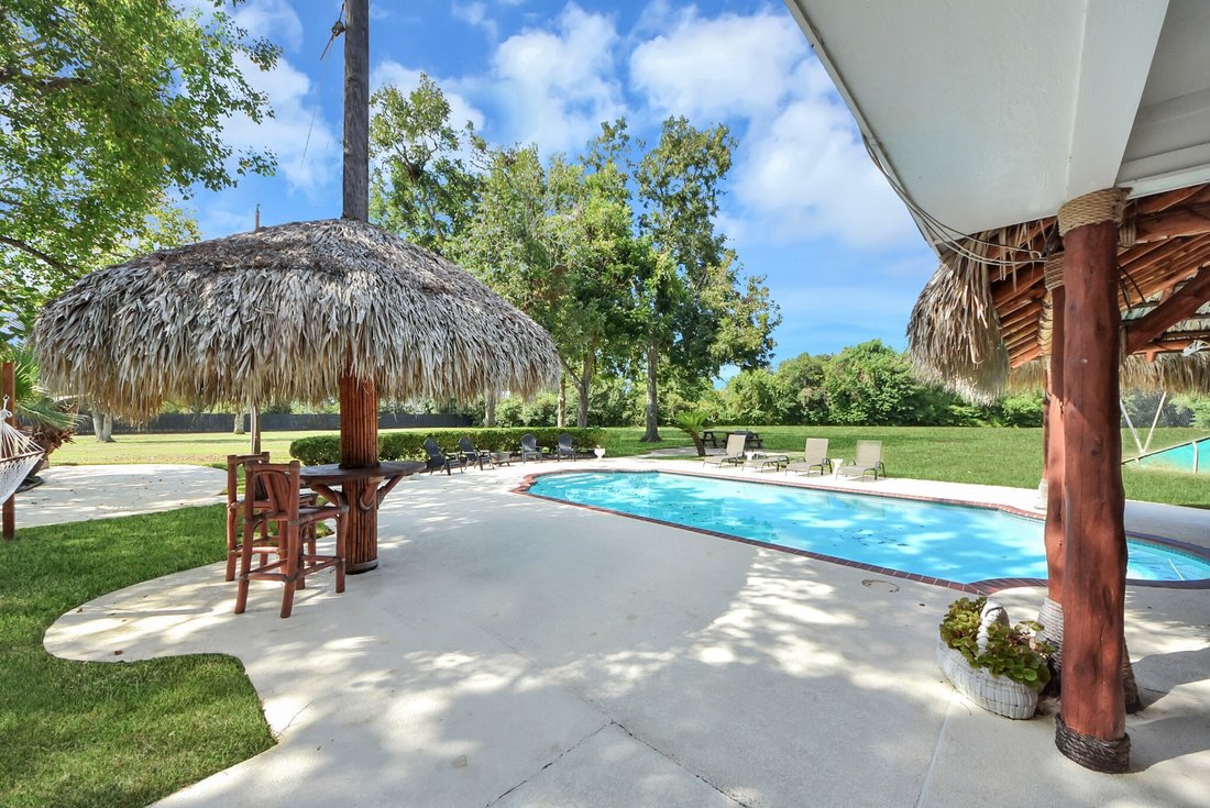 House in Santa Fe, Texas, United States 5 - 18979074
