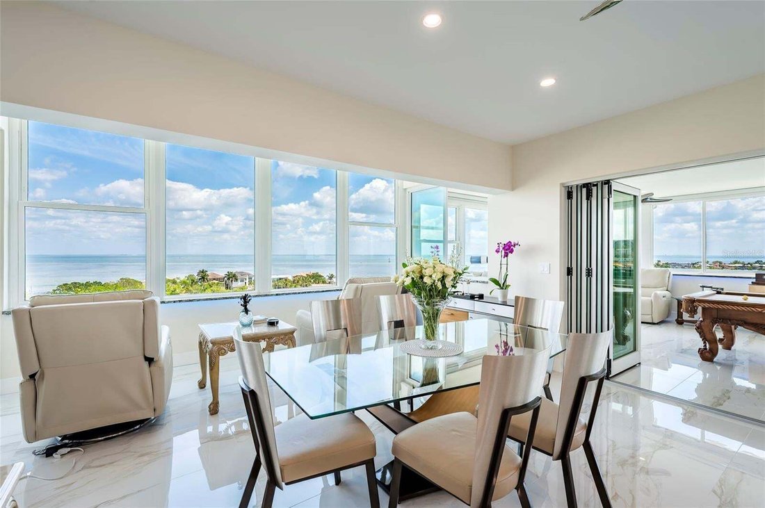 Condo in St. Petersburg, Florida, United States 3 - 18969007