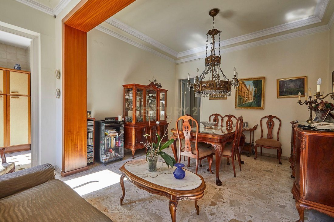 Villa in Horta-Guinardó, Barcelona, Spain 3 - 18970833