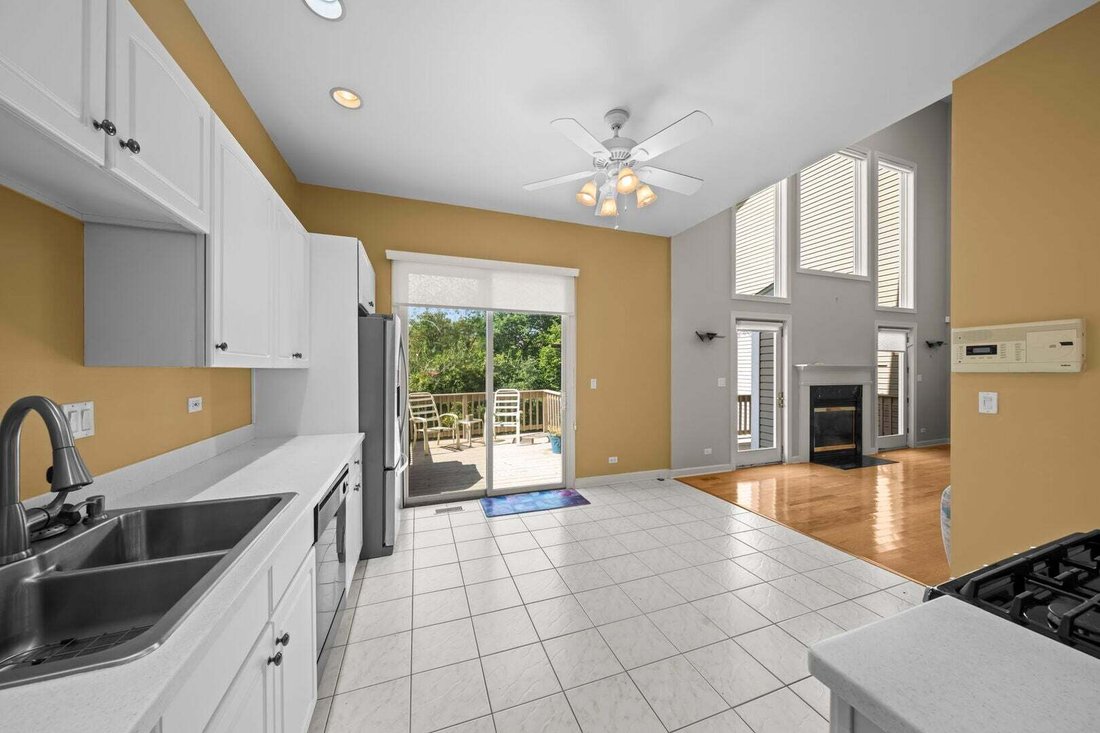 Townhouse in Palatine, Illinois, United States 4 - 18970223