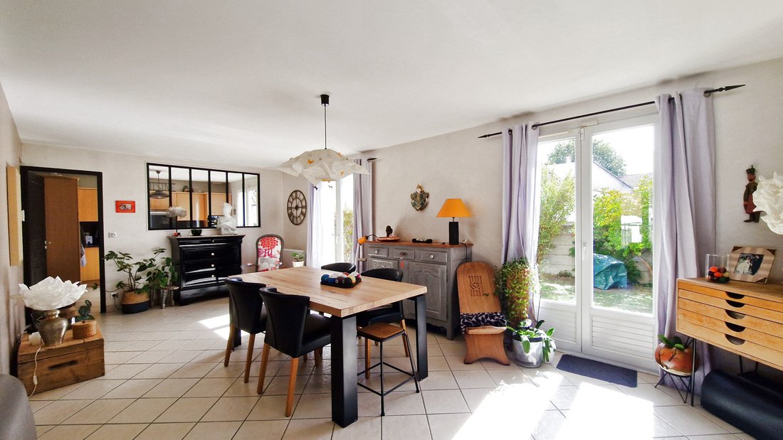 House in Orsay, Ile-de-France, France 4 - 18966055