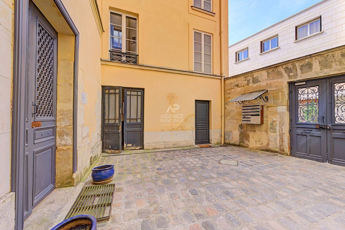 Apartment in Forêt, Saint-Germain-en-Laye, France 1 - 18970736