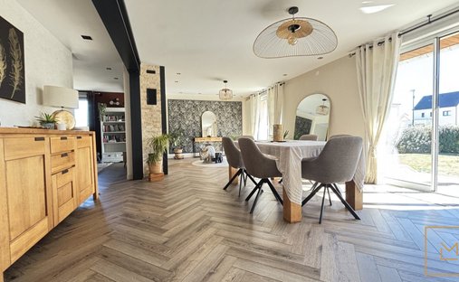 House in Castine-en-Plaine, Normandy, France 1