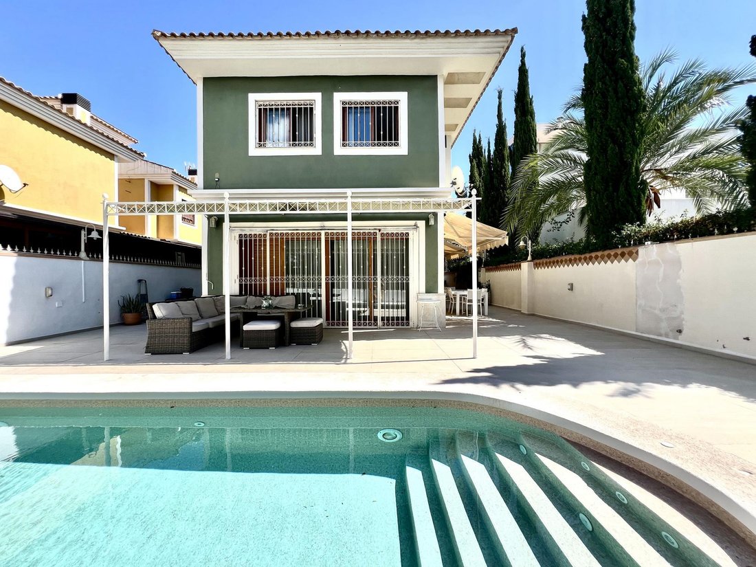Villa in Alicante, Valencian Community, Spain 2 - 18965173