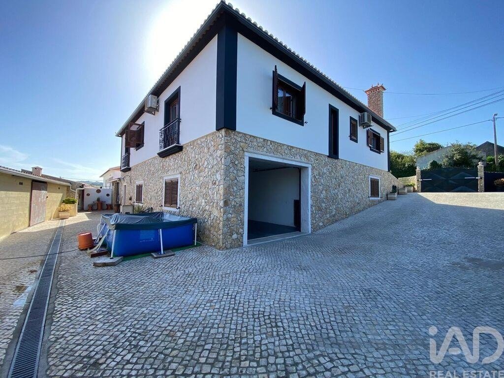 Townhouse in Dois Portos e Runa, Lisbon, Portugal 3 - 18975110