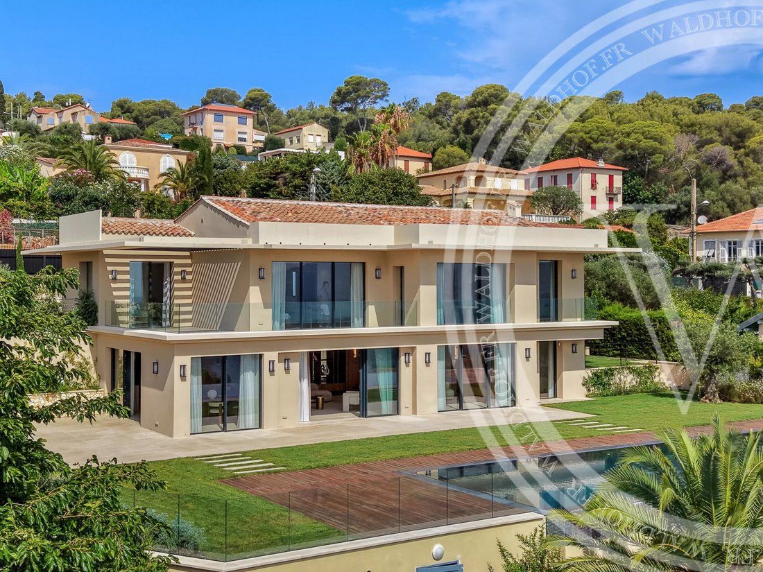 Villa in Mont Boron, Nice, Provence-Alpes-Côte d'Azur 1 - 18981408