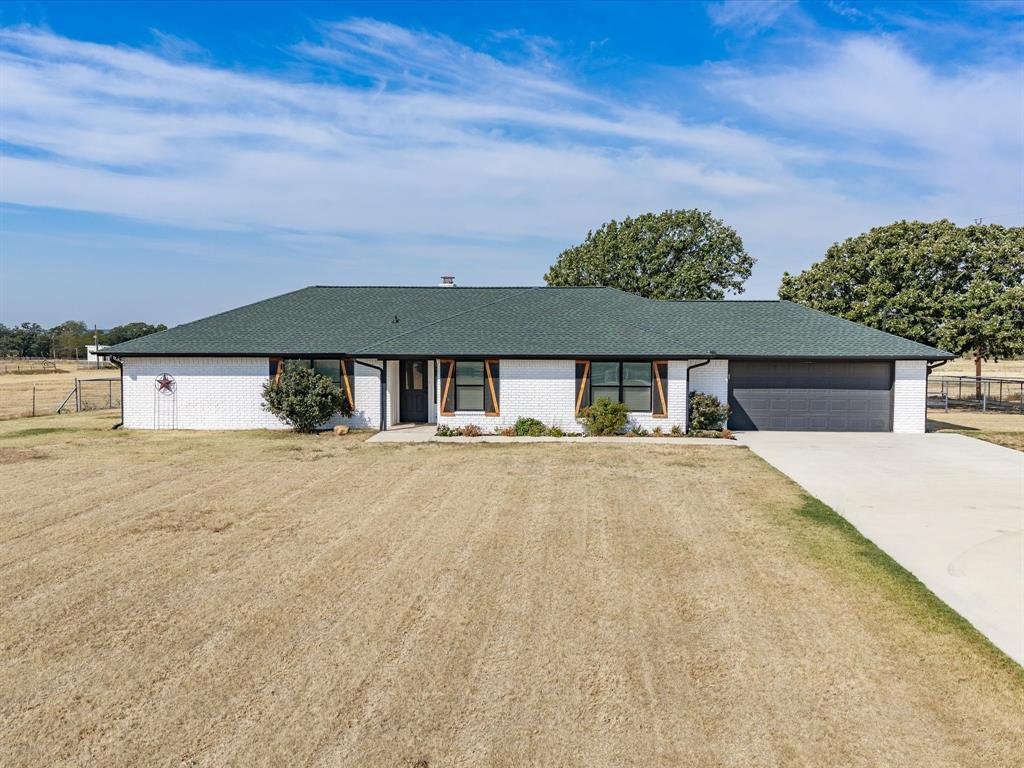 Farm Ranch in Bowie, Texas, United States 2 - 18970355
