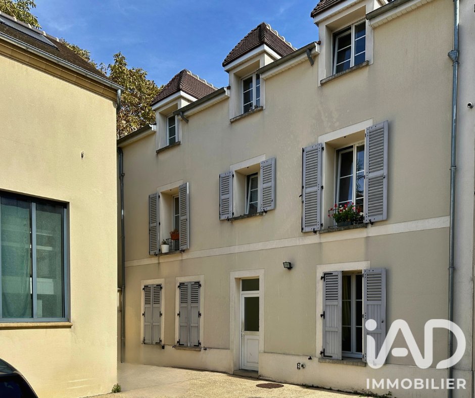 Nogent-Cassan, L'Isle-Adam, France 4 - 18979985