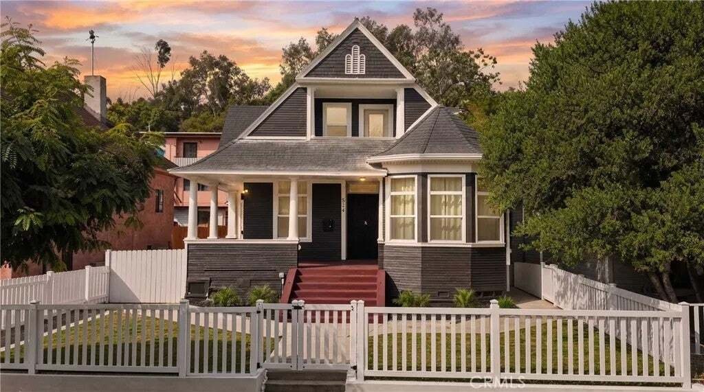 House in Los Angeles, California, United States 1 - 18965073