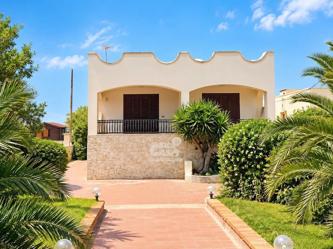 Villa in Casabianca-Berbaro-Fossarunza, Marsala, Sicily 1 - 17881604