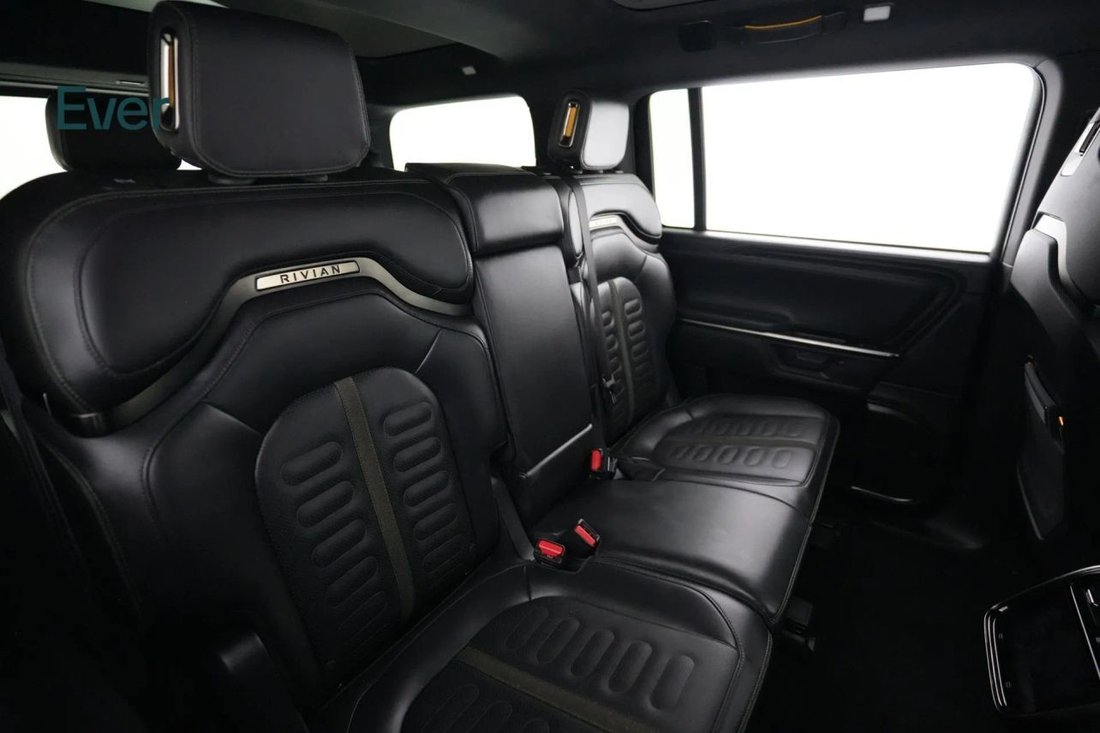 Suv in San Francisco, CA, United States 5 - 18972439