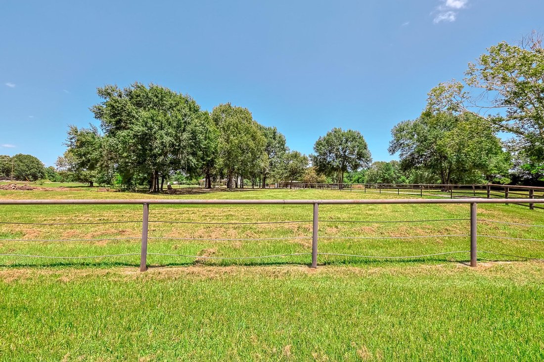 House in New Waverly, Texas, United States 4 - 18970477