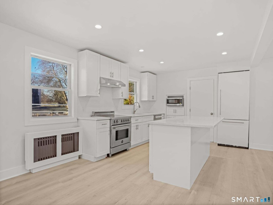 House in Stamford, Connecticut, United States 3 - 18973417