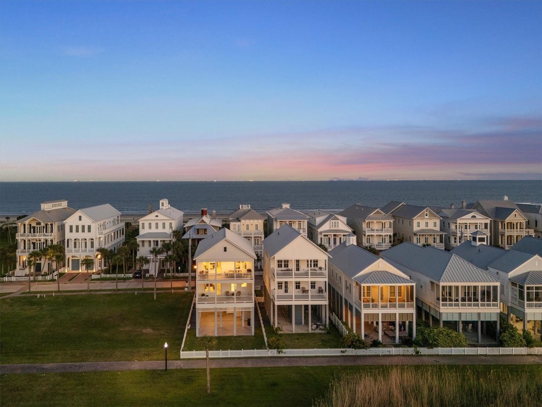 House in Galveston, Texas, United States 2 - 18976382
