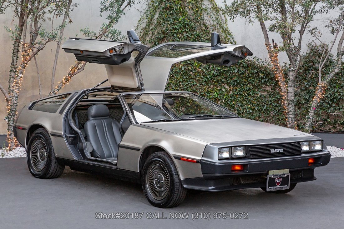 DeLorean DMC-12 in Los Angeles, CA 1 - 18974552