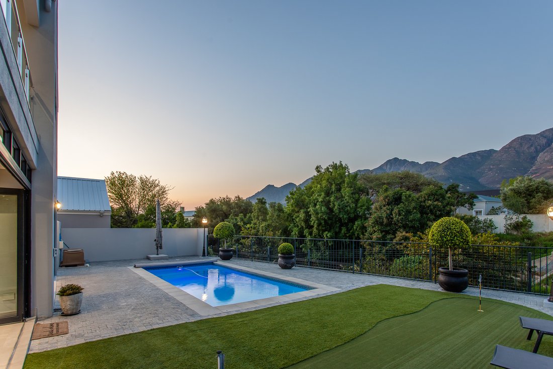 Country House in Franschhoek, Western Cape, South Africa 4 - 18979863