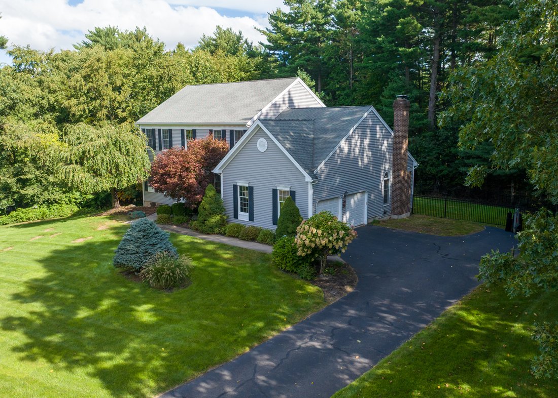 House in Ellington, Connecticut, United States 3 - 18967699
