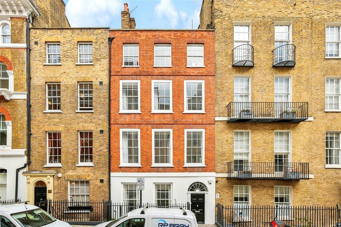House in Charing Cross, Westminster, England 1 - 18965799