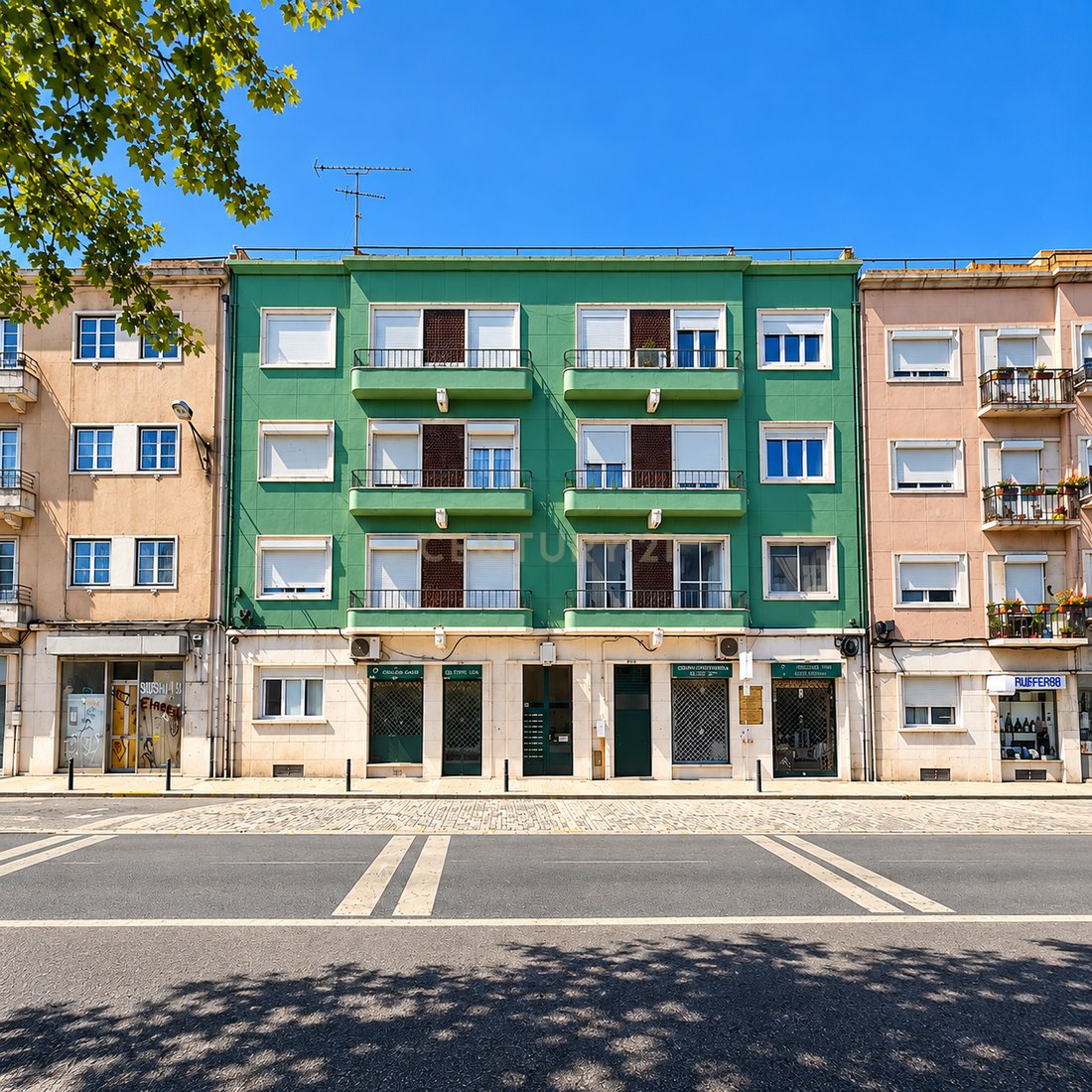 Apartment in Penha de Franca, Lisbon, Portugal 1 - 17899373