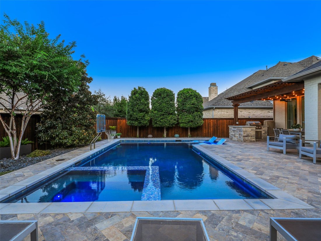 House in Frisco, Texas, United States 3 - 18969846