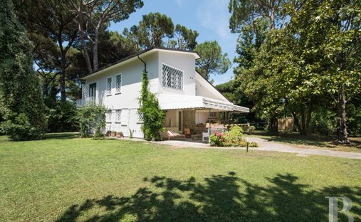 Villa à Tonfano, Pietrasanta, Italie 1