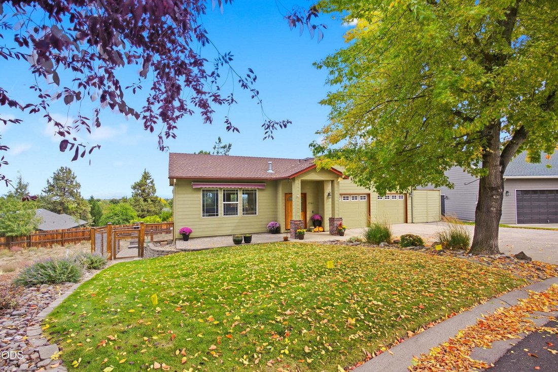 House in Redmond, Oregon, United States 1 - 18969035