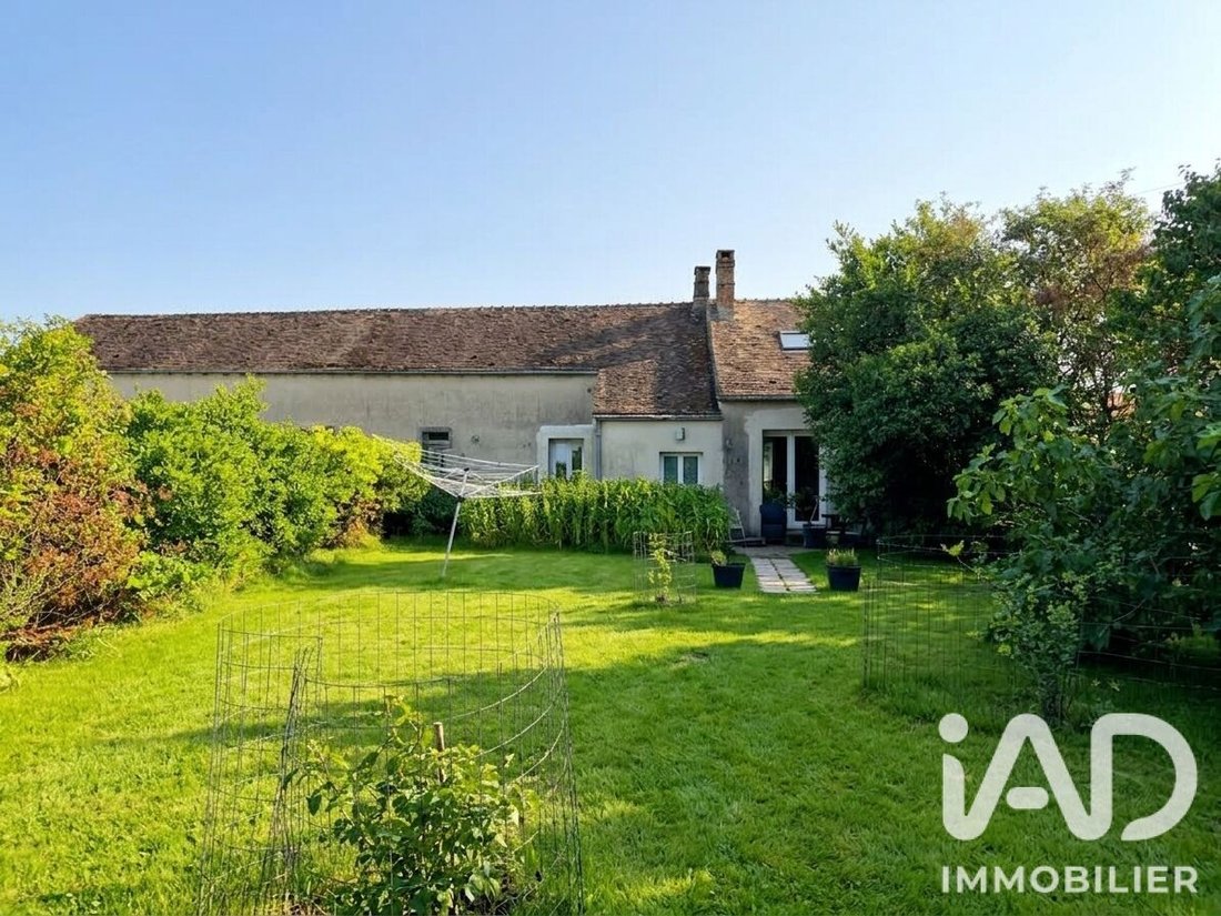 Maison à Poligny, Île-de-France, France 3 - 18571461