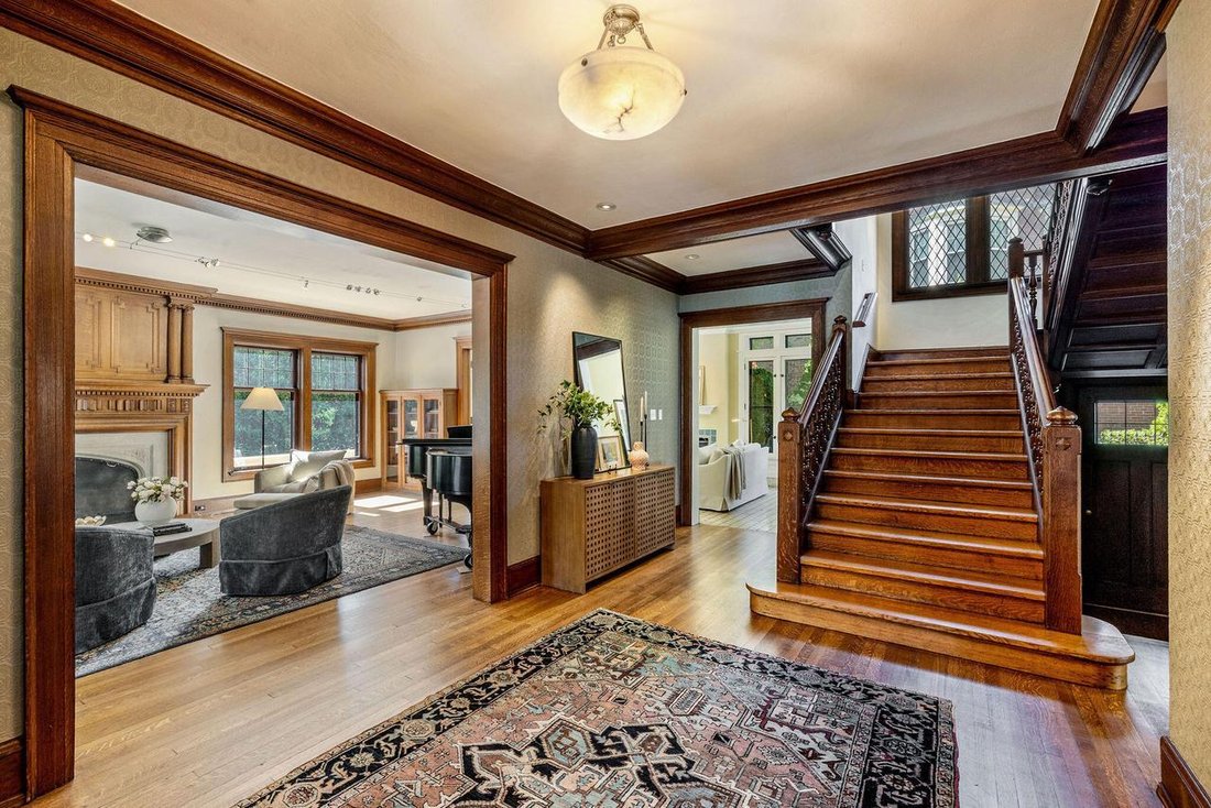 House in Milwaukee, Wisconsin, United States 5 - 18978922