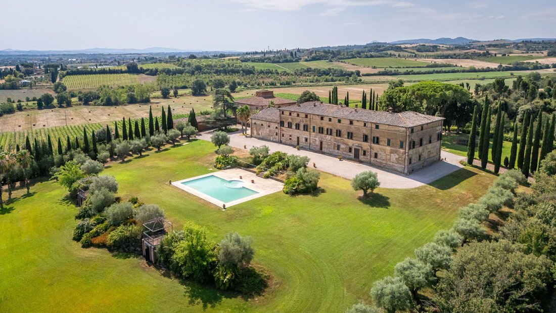 Estate in Sinalunga, Tuscany, Italy 5 - 18971028