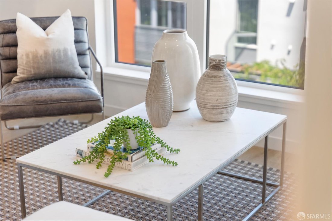 Condo in San Francisco, California, United States 2 - 18975037