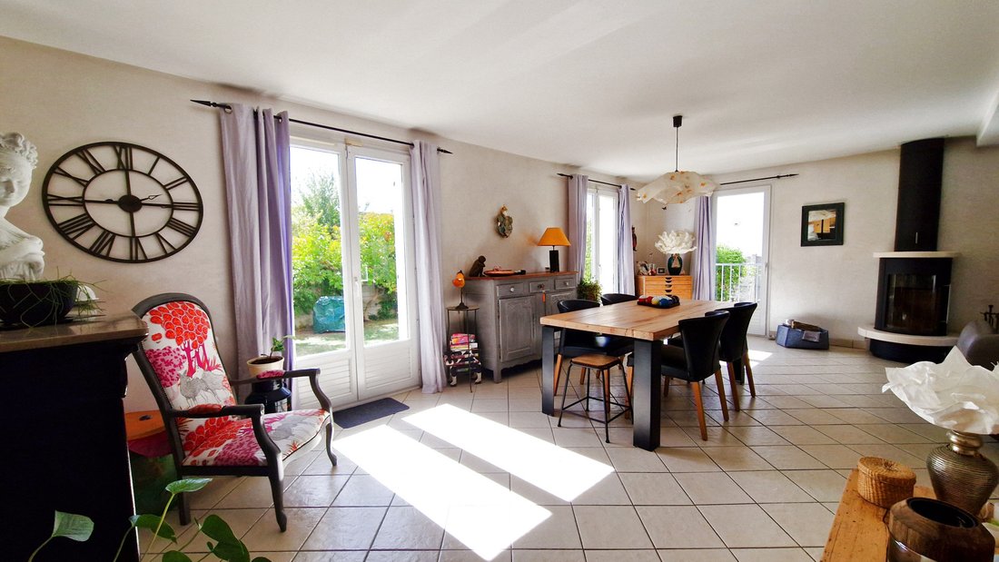 House in Orsay, Ile-de-France, France 3 - 18966055