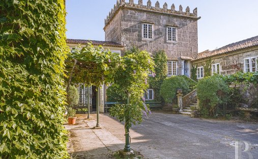 Castle in Pontevedra, Galicia, Spain 1