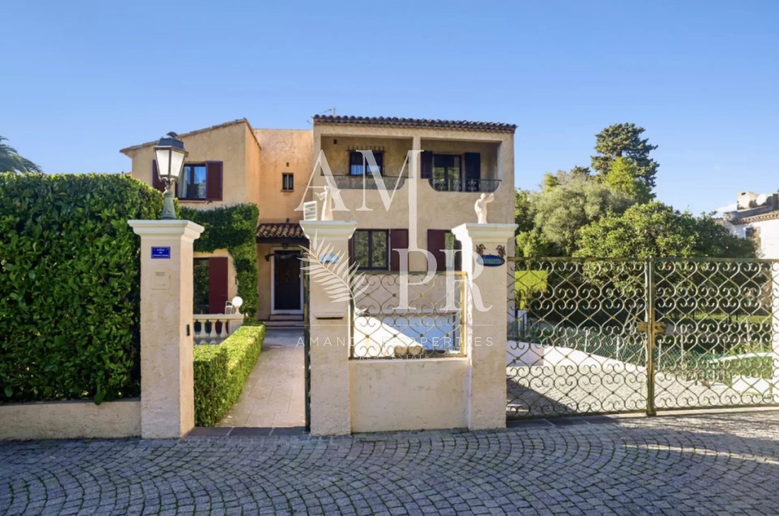 Villa in Camp Long, Cannes, France 3 - 18979228