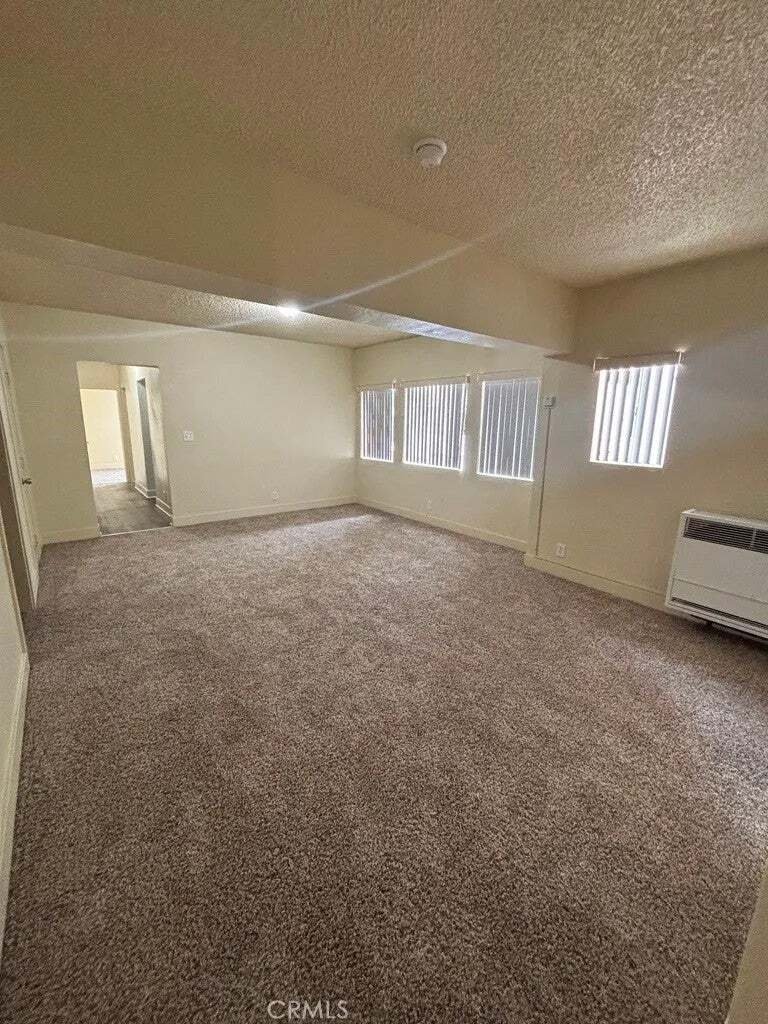 Los Angeles, California, United States 3 - 18976286