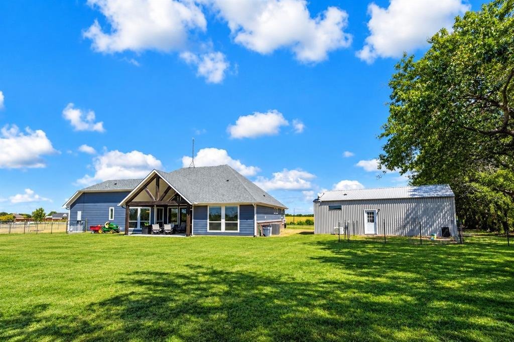 House in Gunter, Texas, United States 4 - 18977801